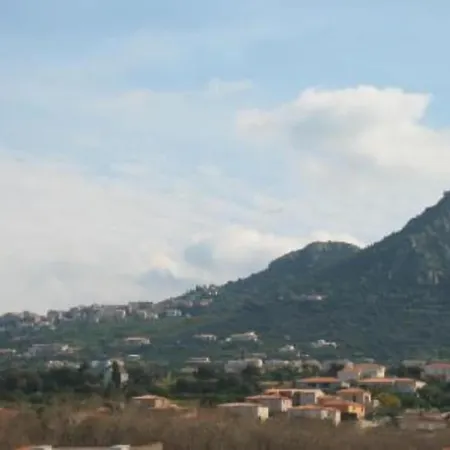 Apartman T2 Classe Avec Garage Centre Et A 300 M ,clim Wifi *