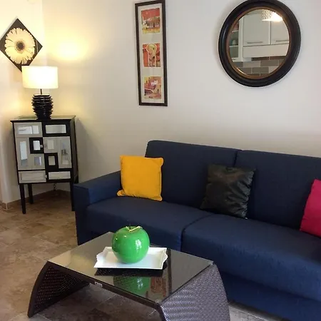 Apartman T2 Classe Avec Garage Centre Et A 300 M ,clim Wifi *