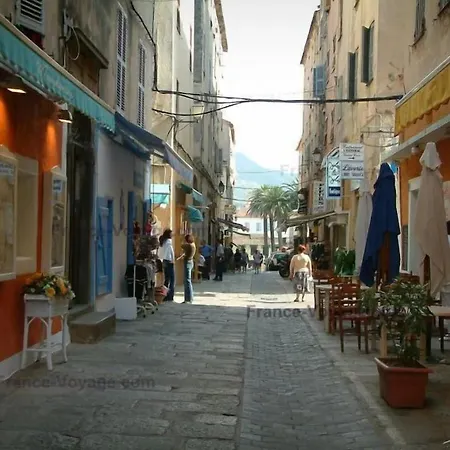 T2 Classe Avec Garage Centre Et A 300 M ,clim Wifi דירה LʼÎle-Rousse