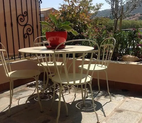 T2 Classé Avec Garage Centre Et à 300 M ,clim Wifi Appartement *