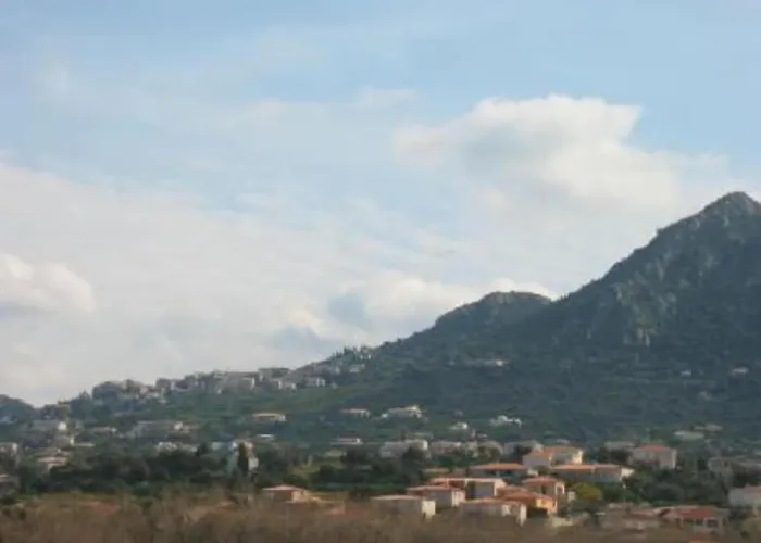 Apartament T2 Classe Avec Garage Centre Et A 300 M ,clim Wifi *