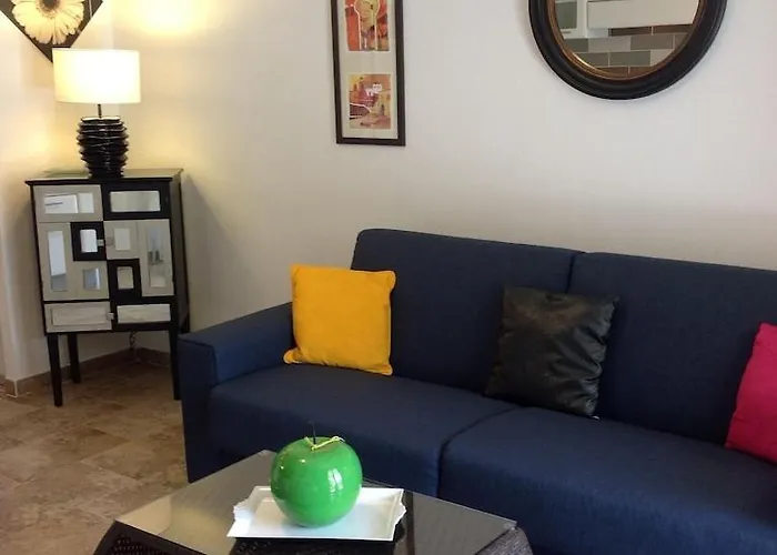 Apartament T2 Classe Avec Garage Centre Et A 300 M ,clim Wifi *